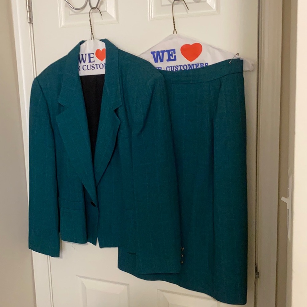 Skirt and Jacket Suit
